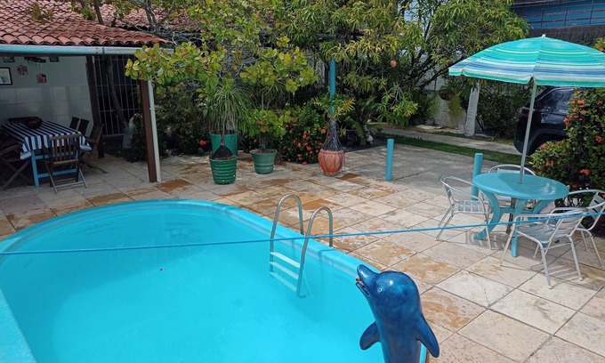 Centro Casa | Casa em Porto de Galinhas. 450m aproximado da praia. Piscina com apoio coberto
