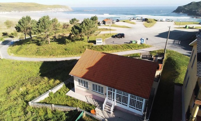 Vilarrube Casa | Casa en primera linea de playa en Pantin!