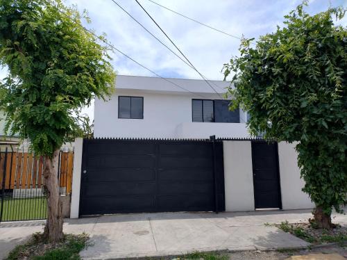 La Granja Apartamento | casa entera con estacionamiento