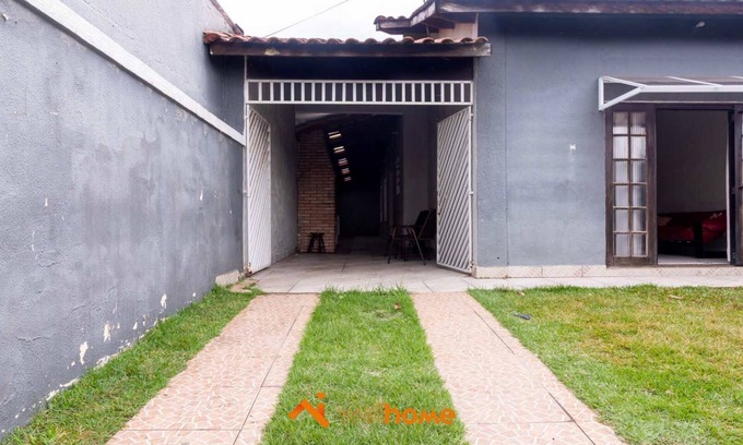 Balneario Gaivotas Casa | Casa espaçosa com churrasqueira em Itanhaém