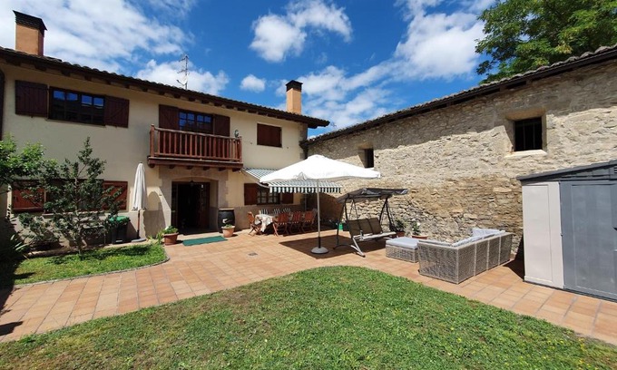Orduna Casa | Casa familiar con jardín “Arana Etxea” EBI01207