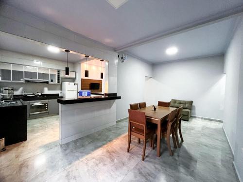 Alto Paraiso de Goias Chalet De Esquí | Casa Flor de Jacarandá