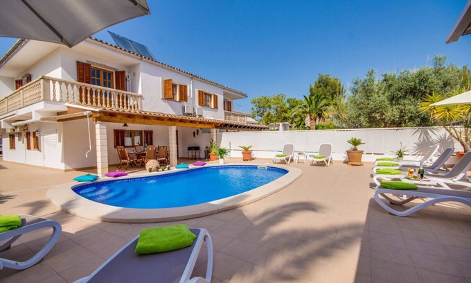 Alcudia Chalet De Esquí | Casa Flor with swimming pool near Alcudia beach