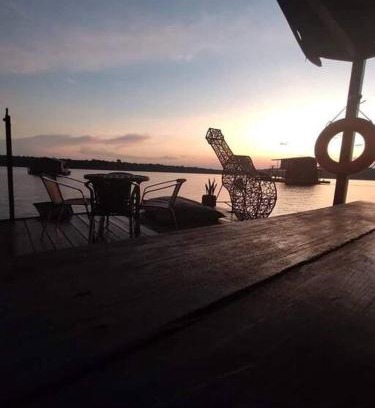 Ponta Negra Casa | casa flutuante em Manaus
