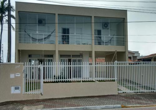Centro Casa | CASA - FRENTE PARA O MAR