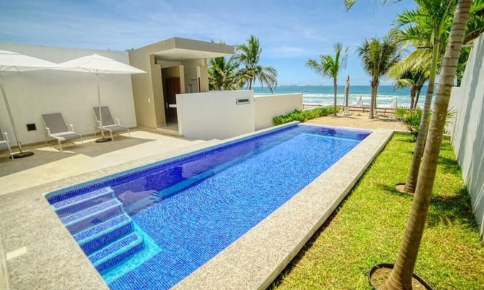 Ixtapa - Zihuatanejo Casa | Casa Gardenia- Privada a pie de playa