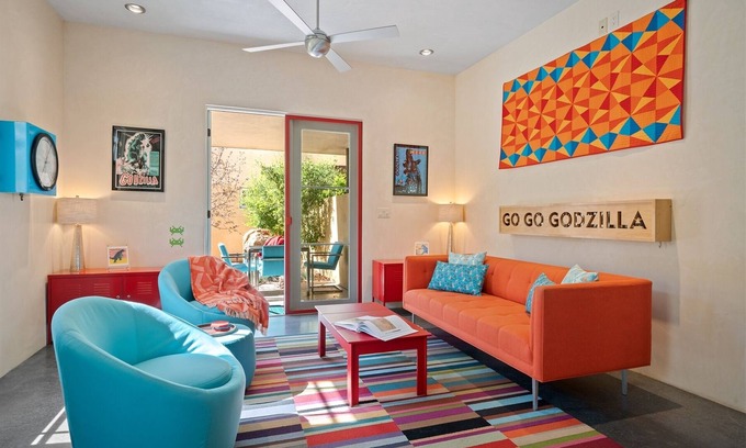 Downtown Santa Fe Casa | Casa Godzilla: estilo atómico en el corazón de Santa Fe