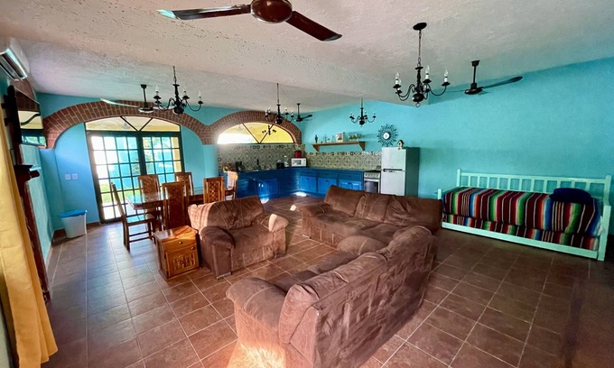 Colonia Adolfo Lopez Mateos Casa | Casa Harmony - A comfortable & affordable home in downtown Cozumel