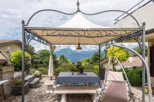 San Zeno di Montagna Apartamento | Casa Heli 2 lake view