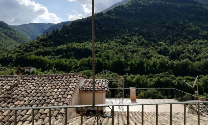 Pettorano sul Gizio Apartamento | Casa in splendida riserva naturale