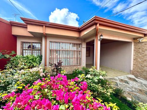 Roble Apartamento | Casa independiente de un piso en Barva Heredia Costa Rica