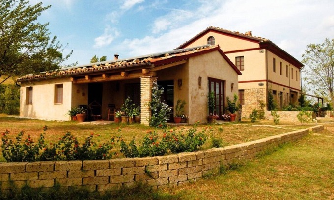 Montecarotto Casa | Casa- Montale, 5/5 Casa Capana, casa de campo típica, gr. Piscina, lugar aislado, vistas panorámicas
