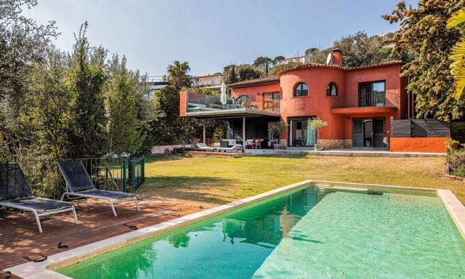 Sa Riera Villa | Casa Ivan - Cuatro Habitaciones Villa, Capacidad 8