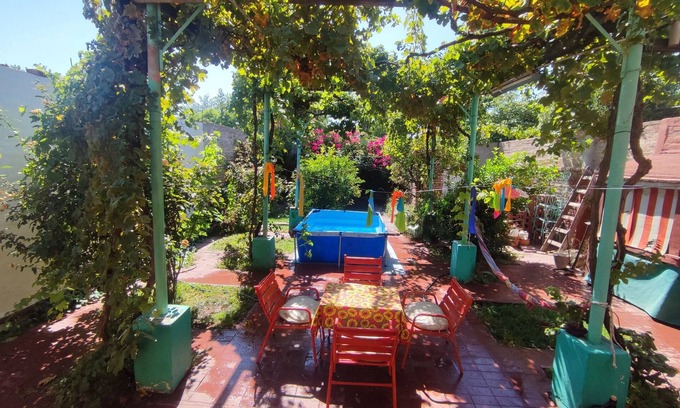 Godoy Cruz Casa | Casa Jade: Luminoso y cálido hogar con pileta