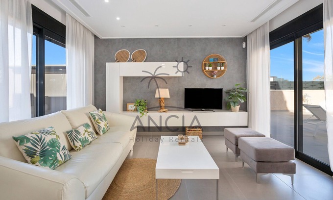 Benijofar Villa | Casa Jint