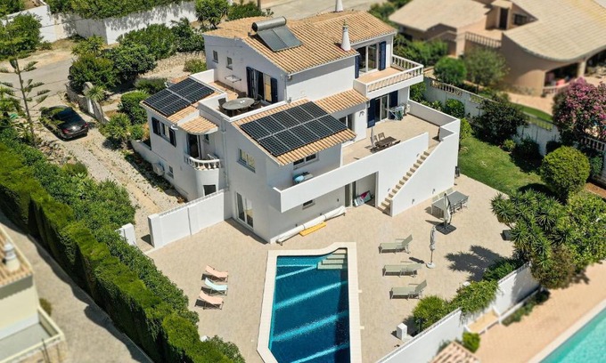 Luz Casa | Casa Joanna