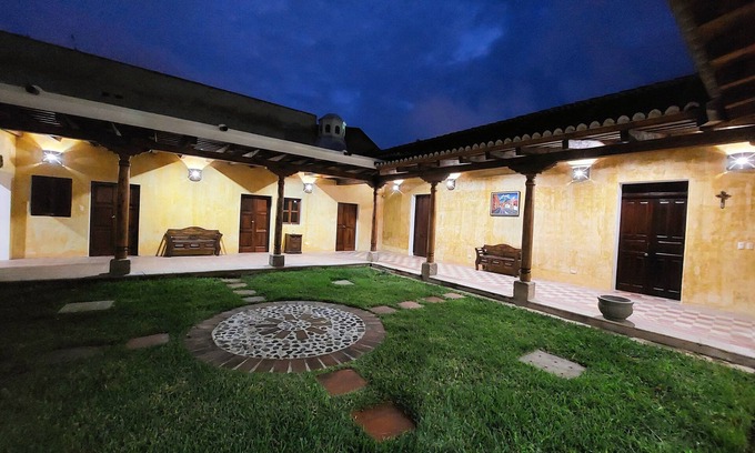 Antigua Guatemala Casa | Casa JoStella beautiful house Historic District close to everything in Antigua.