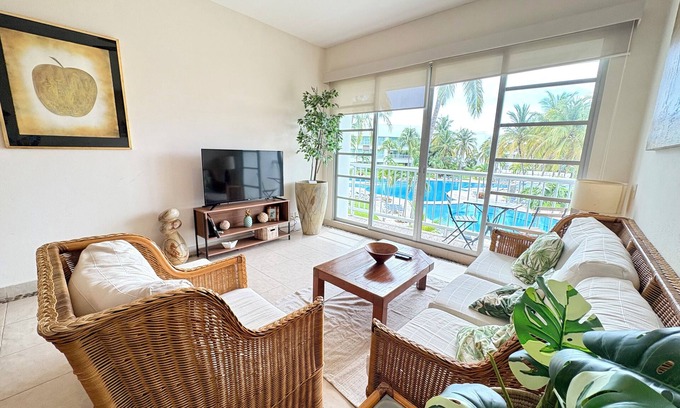 Playa Diamante Condominio | Casa Ka'an at Mayan Lakes 3-bedroom condo in Acapulco.