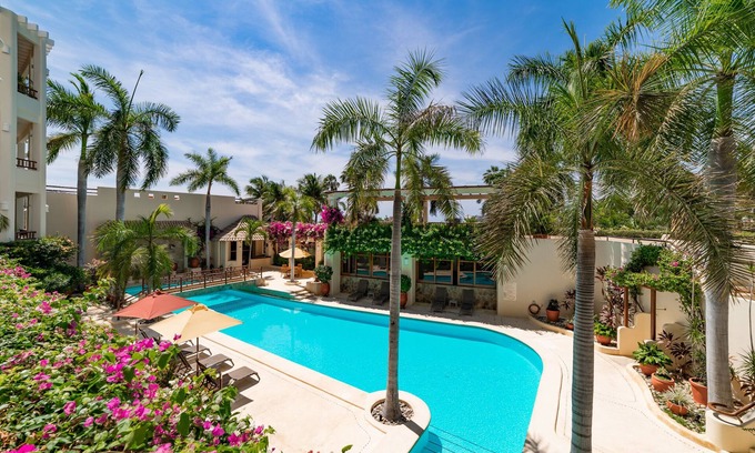 P Chahue Condominio | Casa Kiskadee - HUATULCO HAVEN - 3 BEDROOM STEPS FROM PLAYA CHAHUE AND CHEDRAUI