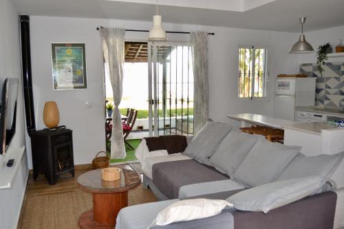 Los Canos de Meca Casa | Casa "La Breña". Surf,sol y relax.