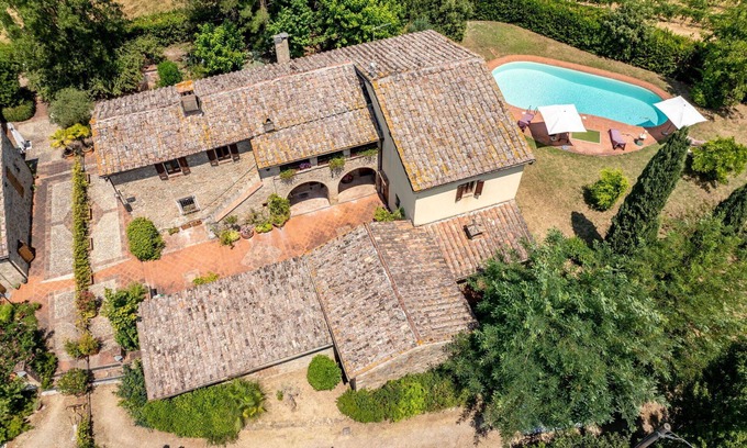 Monteriggioni Casa | Casa de vacaciones en Monteriggioni con 4 habitaciones, capacidad 8