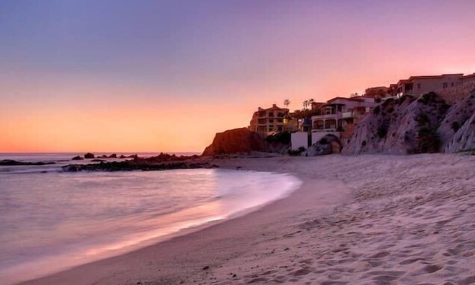 Pedregal Casa | Casa La Roca Private Beach Resort