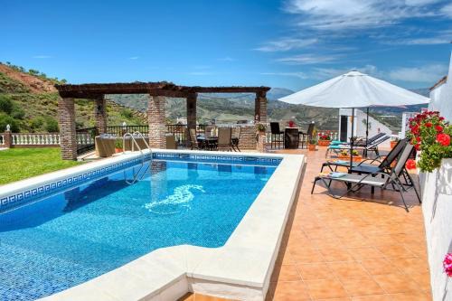 Iznate Cama Y Desayuno | Casa las Torres B&B
