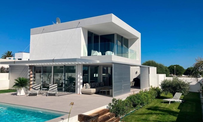 Conil de la Frontera Villa | Casa Lefito-Chalet de lujo con piscina privada cerca de la playa
