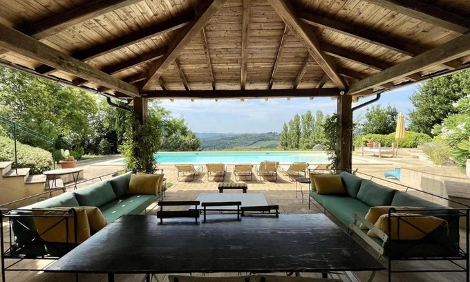 Montecastrilli Villa | Casa Leoni, villa privata con piscina panoramica
