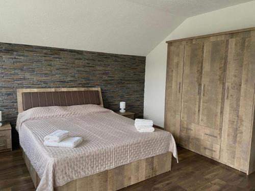 Curtea De Arges Apartamento | Casa Linda