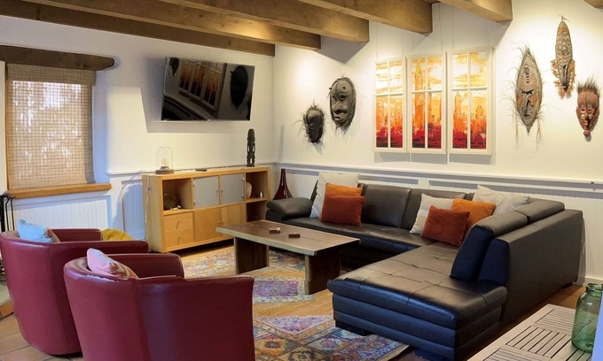 South Capitol Casa | Casa Loretto in Historic South Capitol neighborhood walk to Plaza and Railyard