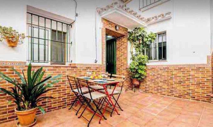 Arcos de la Frontera Casa | CASA LOS GERANIOS !!! ideal para relajarte en familia o con amigos