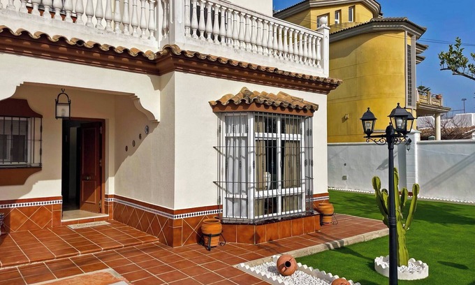 El Puerto de Santa Maria Chalet De Esquí | Casa Los Henke - Ole Solutions