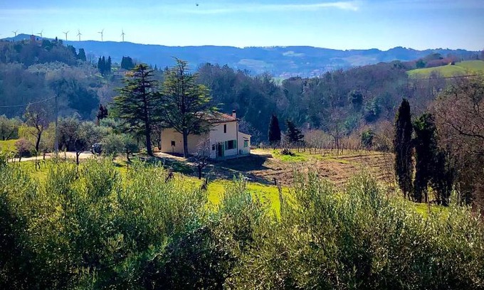 Terricciola Cama Y Desayuno | Casa Loumavi