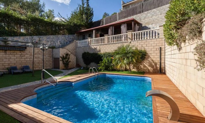 Dreta de l'Eixample Casa | Casa Lourdes