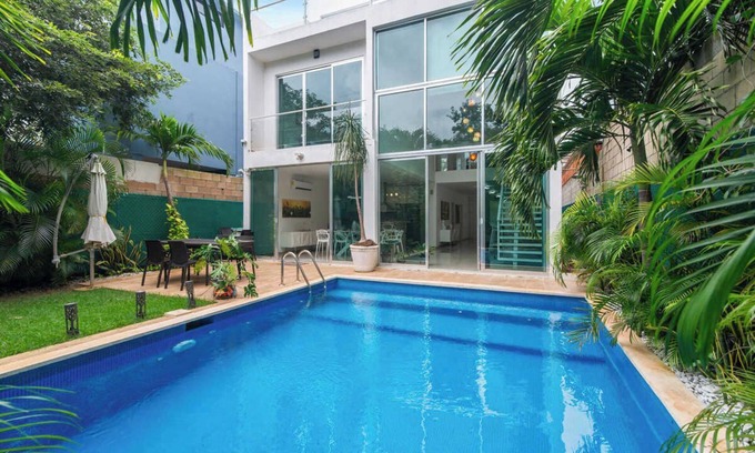 Villa Juarez Casa | Casa Lula, 5-BR Getaway in Riviera Maya