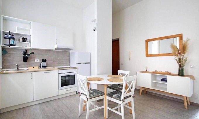Novara Apartamento | Casa Luna: vicino al centro