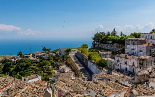 Monte Sant'Angelo Casa | Casa MaLù 17 Cin I T 0 7 1 0 3 3 B 4 0 0 0 8 8 3 3 2