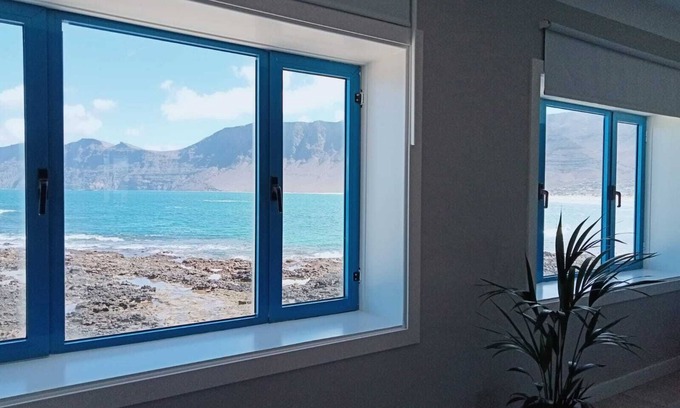 Caleta de Famara Casa | CASA MANRIQUE