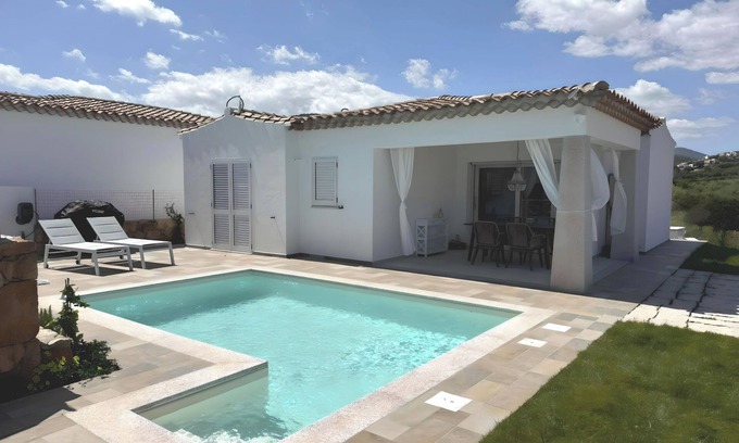Baia Sant'Anna Casa | Casa MareLuna - with pool and close to the beach