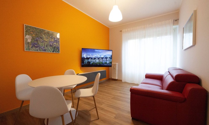 Bergamo Apartamento | Casa Margherita Nuovo Appartamento con Balcone al 3° Piano con Ascensore