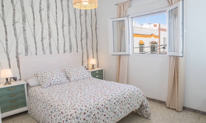 Barbate Apartamento | CASA MARIA LUISA - Luminosa casa en el centro de Barbate