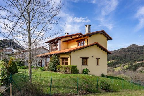 Prado Chalet De Esquí | Casa Mariella en Linares, Ribadesella