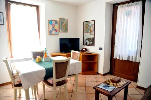 San Pellegrino Terme Apartamento | Casa Marina