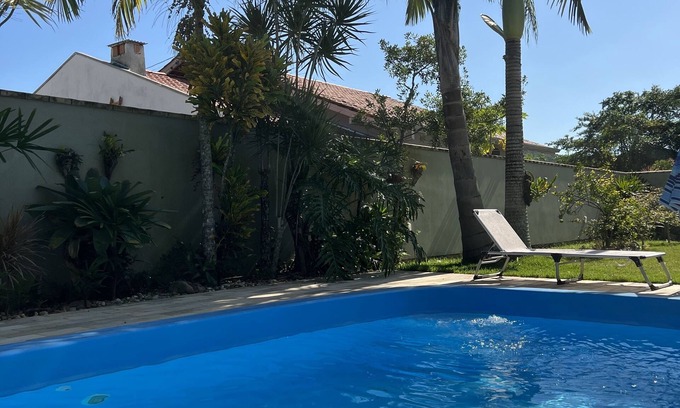 Mariscal Casa | Casa Mariscal with pool and large backyard - Agata