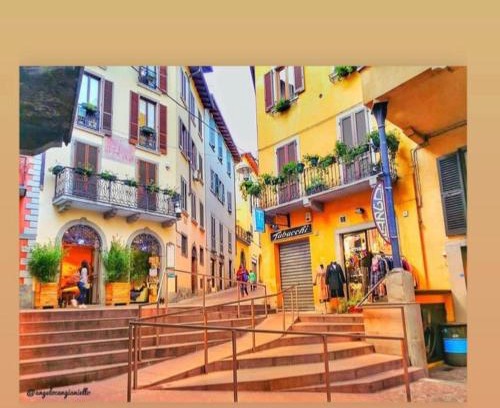 Lovere Old Town Apartamento | Casa Mirella