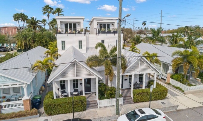 Historic Ybor Casa | Casa Monte Cristo | Luxury Home, Steps to 7th Ave