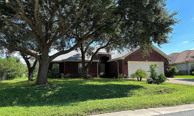 Rancho Viejo Casa | Casa Morelos: Cozy Home in a Quiet Country Club Neighborhood.