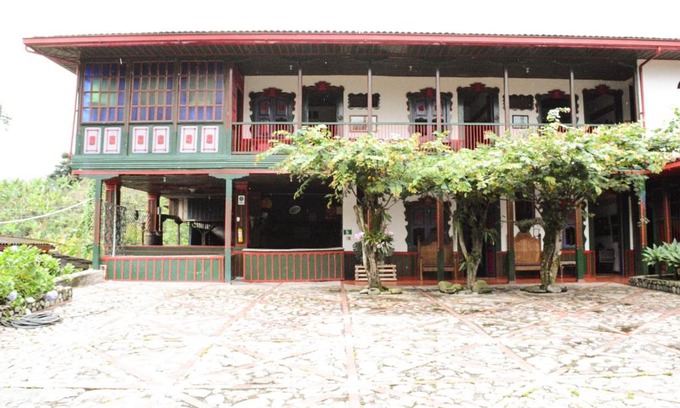 Calarca Cama Y Desayuno | Casa Museo Hacienda La Cabaña