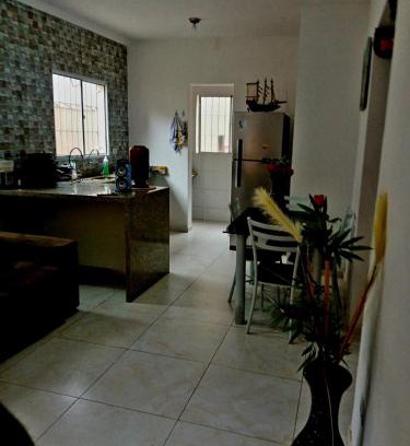 Itanhaem Apartamento | Casa na praia com 2 quartos